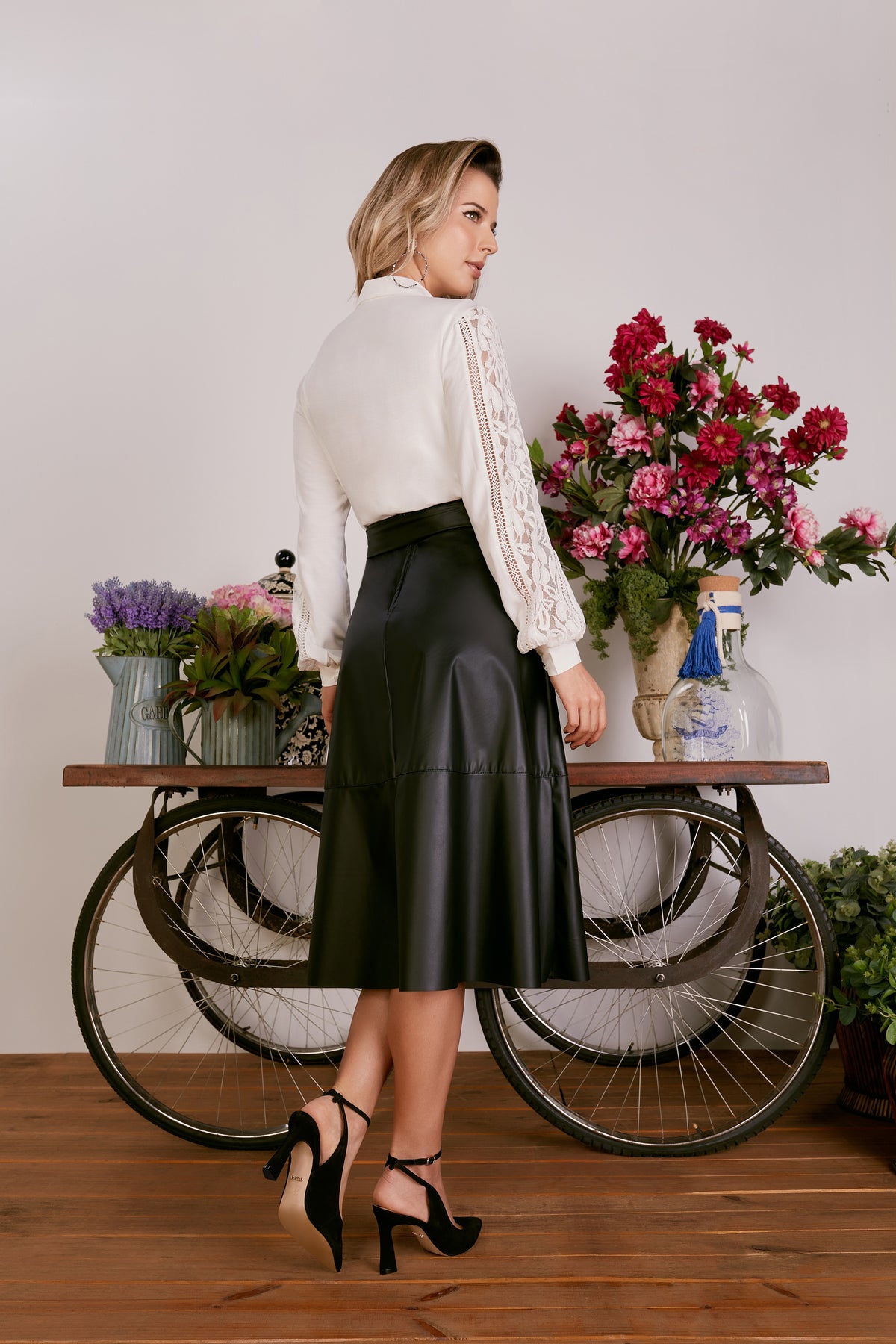 Romantic & Modest Styles for the Modern Woman - One of a kind, – Demure ...